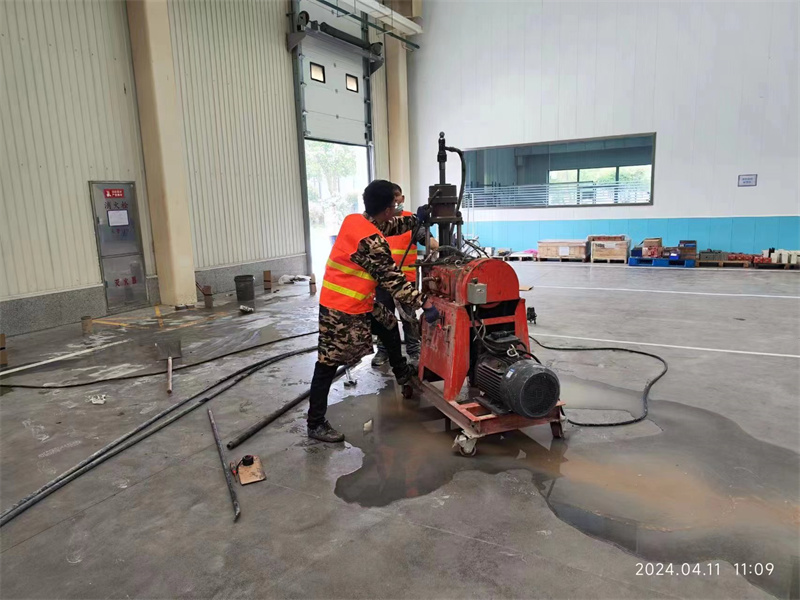 朗县厂房地面下沉塌陷注浆加固施工